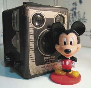 63466_mickeys_camera.jpg